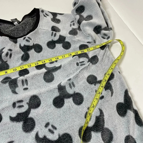 Disney Mickey Fuzzy Fleece Pullover Sweatshirt PJ Top - Picture 6 of 7